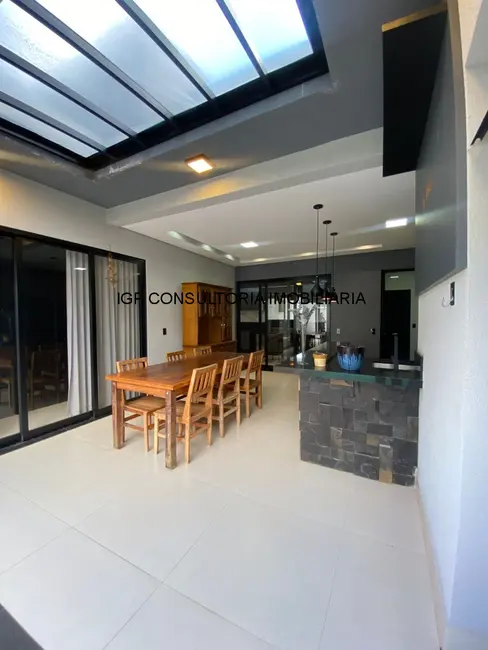 Foto 3 de Casa de Condomínio com 3 quartos à venda, 300m2 em Indaiatuba - SP