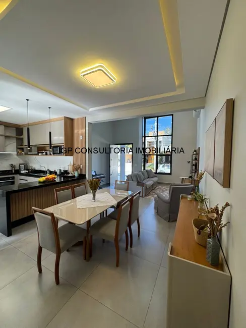 Foto 5 de Casa com 3 quartos à venda, 190m2 em Indaiatuba - SP