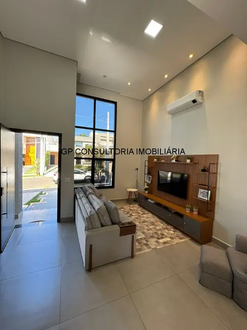 Foto 1 de Casa com 3 quartos à venda, 190m2 em Indaiatuba - SP