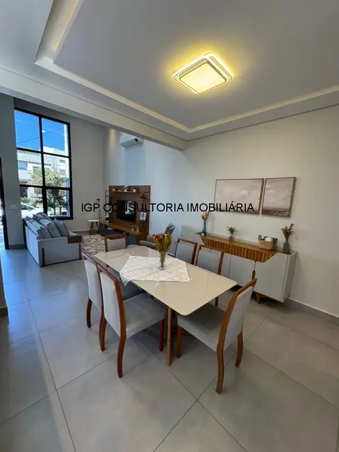 Foto 2 de Casa com 3 quartos à venda, 190m2 em Indaiatuba - SP