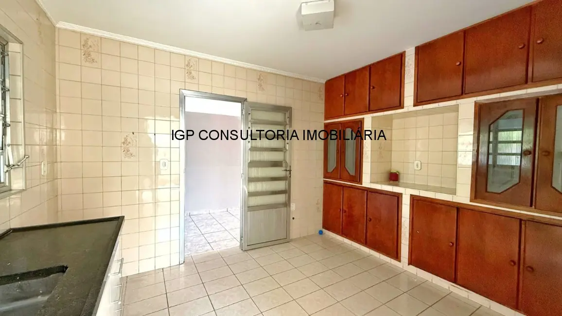 Casa com 3 quartos à venda e para alugar, 180m2 em Jardim do Sol, Indaiatuba - SP - imagem 9 Foto 9 de Casa com 3 quartos à venda e para alugar, 180m2 em Jardim do Sol, Indaiatuba - SP