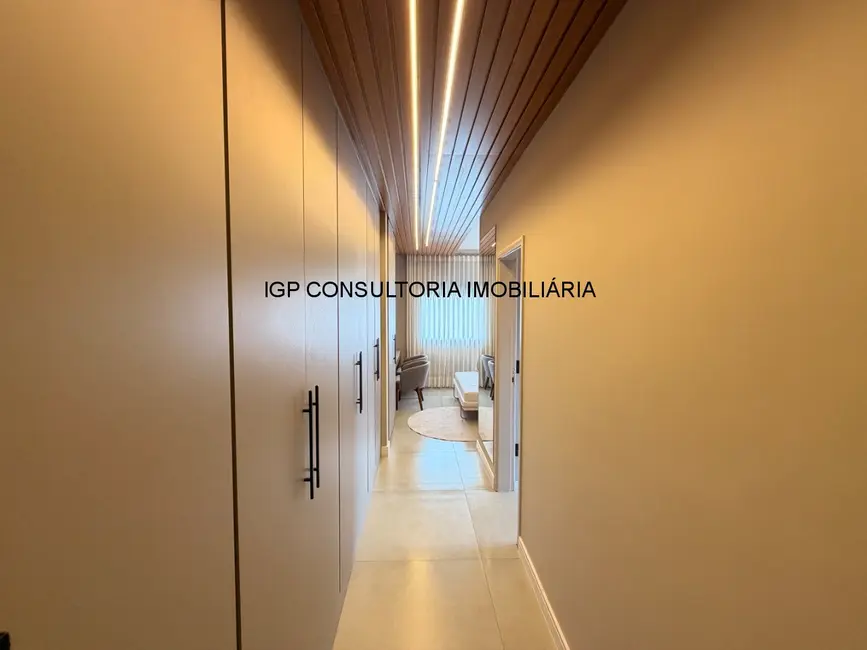 Casa com 4 quartos à venda, 400m2 em Vila Inglesa, Indaiatuba - SP - imagem 3 Foto 3 de Casa com 4 quartos à venda, 400m2 em Vila Inglesa, Indaiatuba - SP