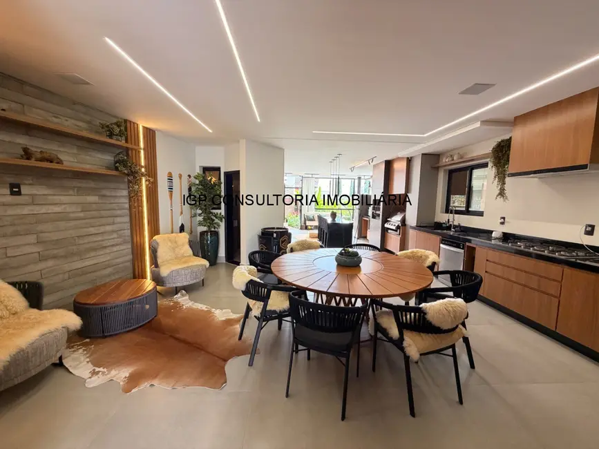 Casa com 4 quartos à venda, 400m2 em Vila Inglesa, Indaiatuba - SP - imagem 1 Foto 1 de Casa com 4 quartos à venda, 400m2 em Vila Inglesa, Indaiatuba - SP