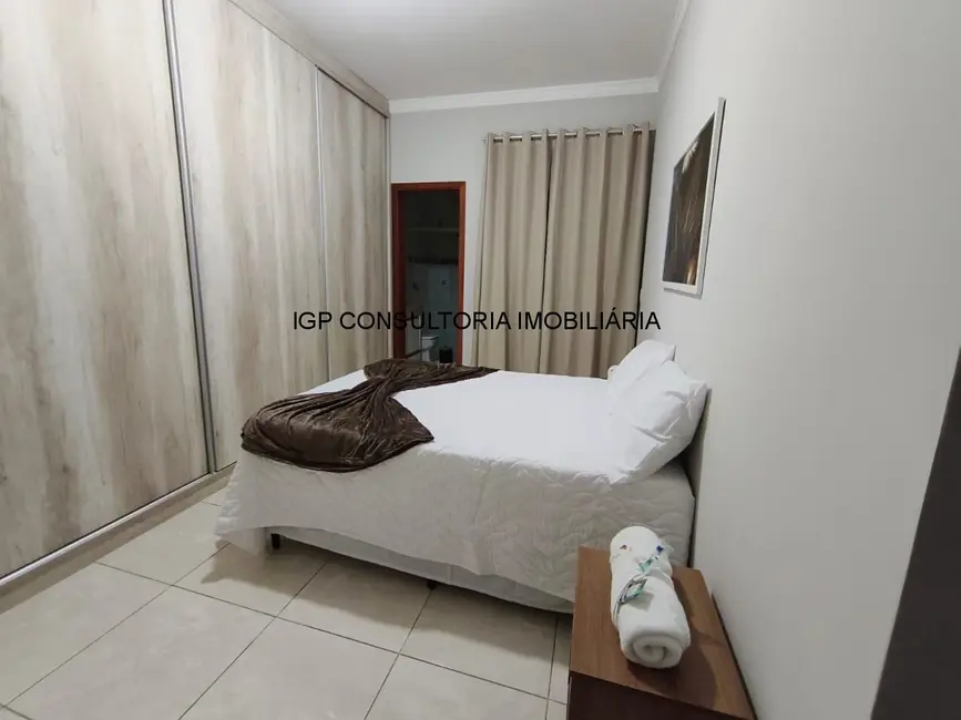 Casa com 3 quartos à venda, 117m2 em Vila Florença, Indaiatuba - SP - imagem 4 Foto 4 de Casa com 3 quartos à venda, 117m2 em Vila Florença, Indaiatuba - SP
