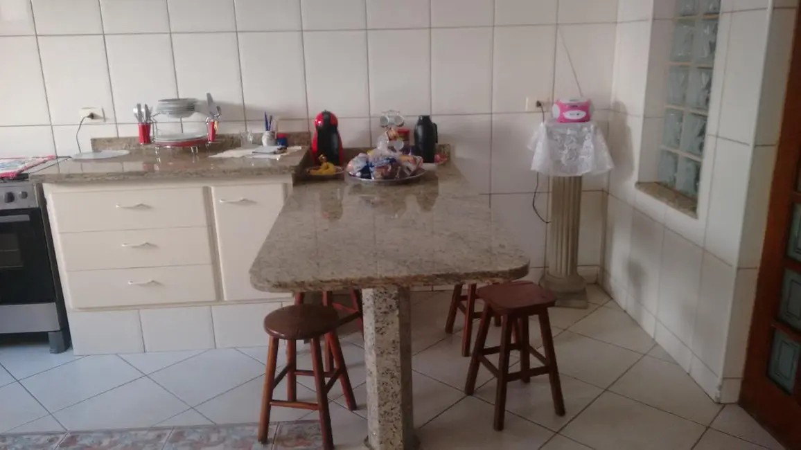 Foto 2 de Casa com 3 quartos à venda, 240m2 em Piracicaba - SP