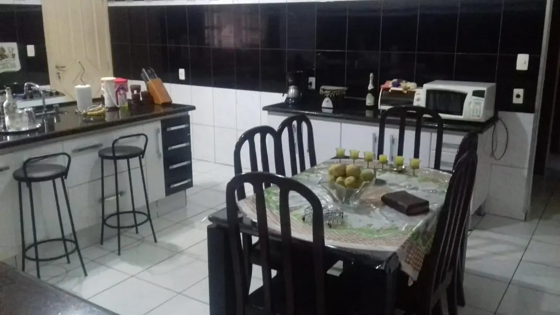 Casa com 2 quartos à venda, 141m2 em Piracicaba - SP - imagem 5 Foto 5 de Casa com 2 quartos à venda, 141m2 em Piracicaba - SP