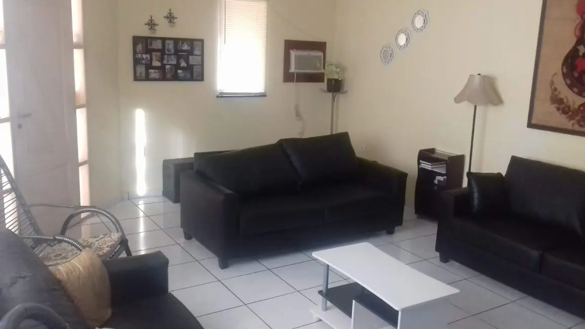 Casa com 2 quartos à venda, 141m2 em Piracicaba - SP - imagem 2 Foto 2 de Casa com 2 quartos à venda, 141m2 em Piracicaba - SP