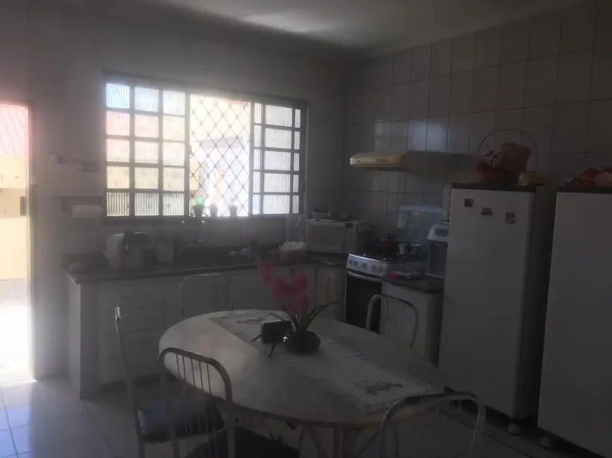 Foto 5 de Casa com 4 quartos à venda, 216m2 em Piracicaba - SP