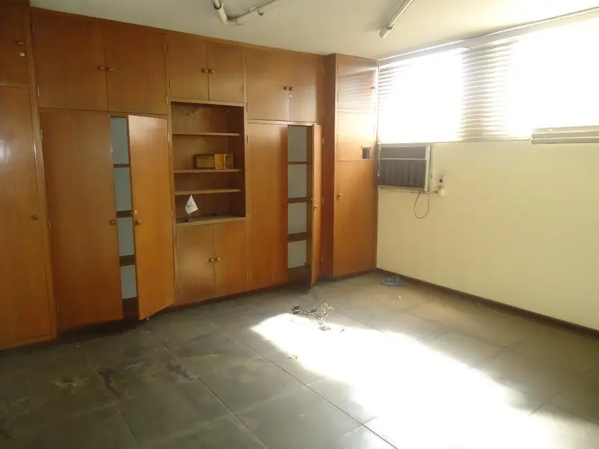 Foto 9 de Loja para alugar, 1632m2 em Piracicaba - SP