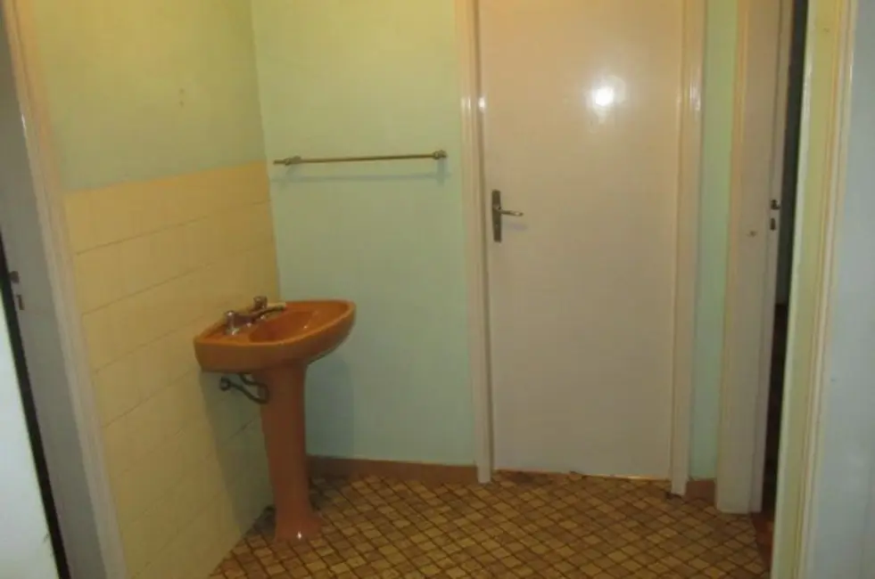 Foto 8 de Casa Comercial com 4 quartos para alugar, 373m2 em Piracicaba - SP