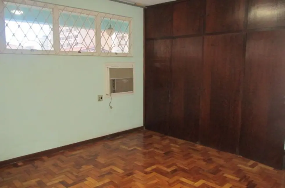 Foto 9 de Casa Comercial com 4 quartos para alugar, 373m2 em Piracicaba - SP
