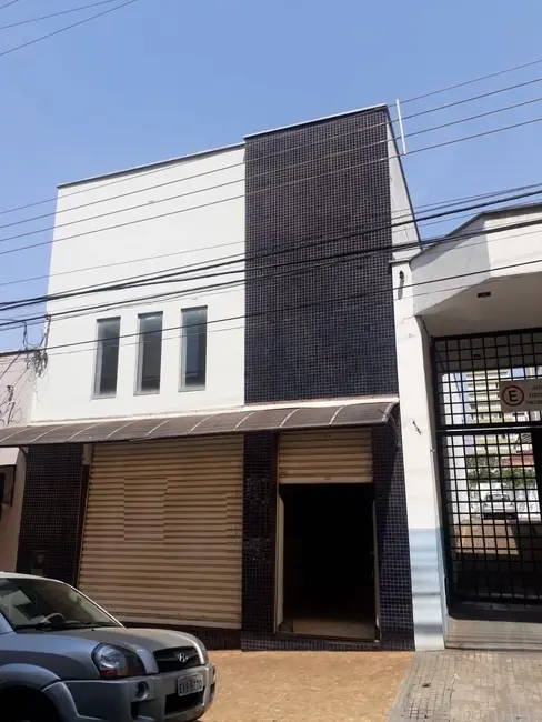 Loja para alugar, 262m2 em Piracicaba - SP - imagem 2 Foto 2 de Loja para alugar, 262m2 em Piracicaba - SP