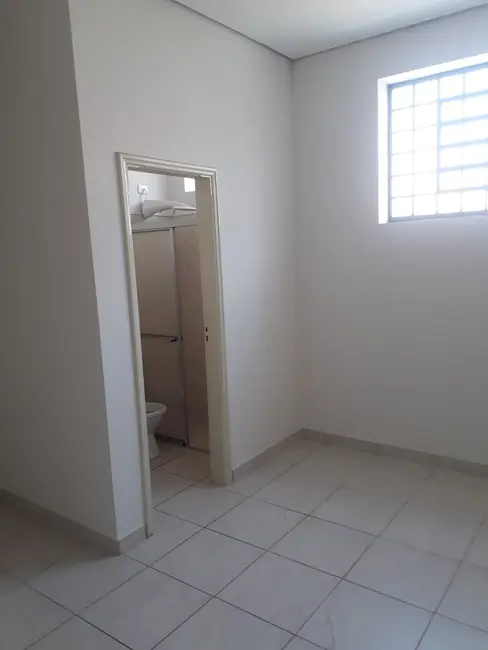 Loja para alugar, 262m2 em Piracicaba - SP - imagem 9 Foto 9 de Loja para alugar, 262m2 em Piracicaba - SP