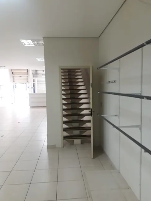 Loja para alugar, 262m2 em Piracicaba - SP - imagem 5 Foto 5 de Loja para alugar, 262m2 em Piracicaba - SP
