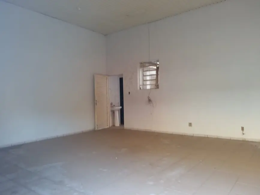 Loja para alugar, 55m2 em Piracicaba - SP - imagem 4 Foto 4 de Loja para alugar, 55m2 em Piracicaba - SP