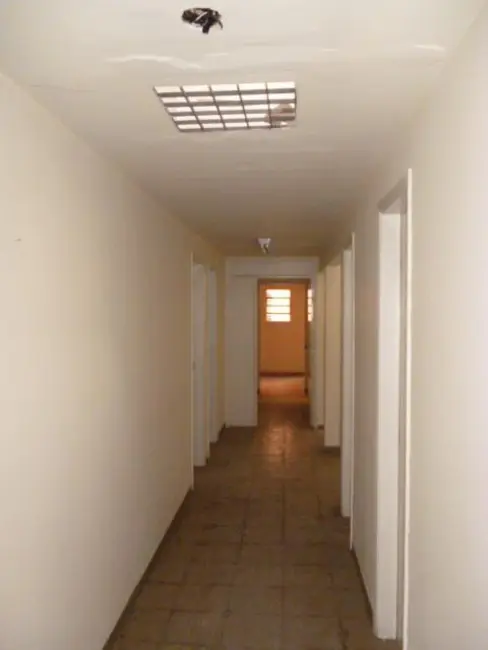 Foto 4 de Casa Comercial à venda e para alugar, 300m2 em Piracicaba - SP