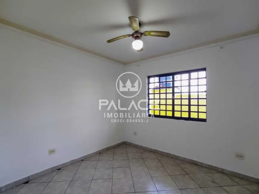 Foto 3 de Casa com 4 quartos para alugar, 200m2 em Piracicaba - SP