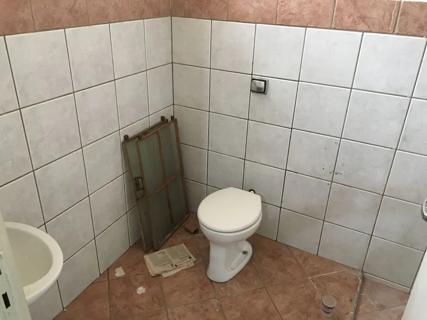 Foto 6 de Casa com 3 quartos para alugar, 244m2 em Piracicaba - SP