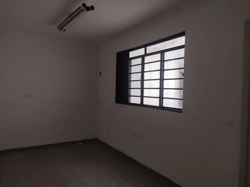 Foto 7 de Casa Comercial com 8 quartos à venda, 267m2 em Piracicaba - SP