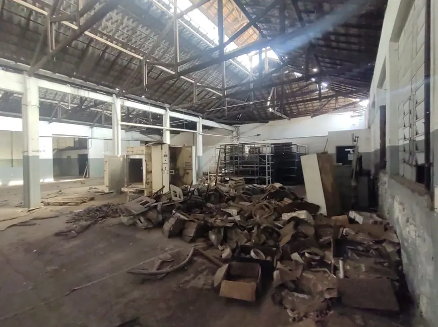 Foto 4 de Loja para alugar, 1489m2 em Piracicaba - SP