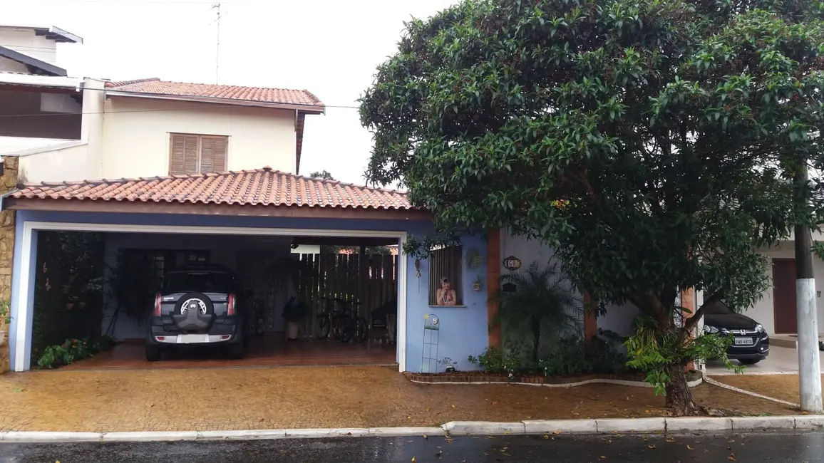 Casa de Condomínio com 3 quartos à venda, 250m2 em Piracicaba - SP - imagem 2 Foto 2 de Casa de Condomínio com 3 quartos à venda, 250m2 em Piracicaba - SP
