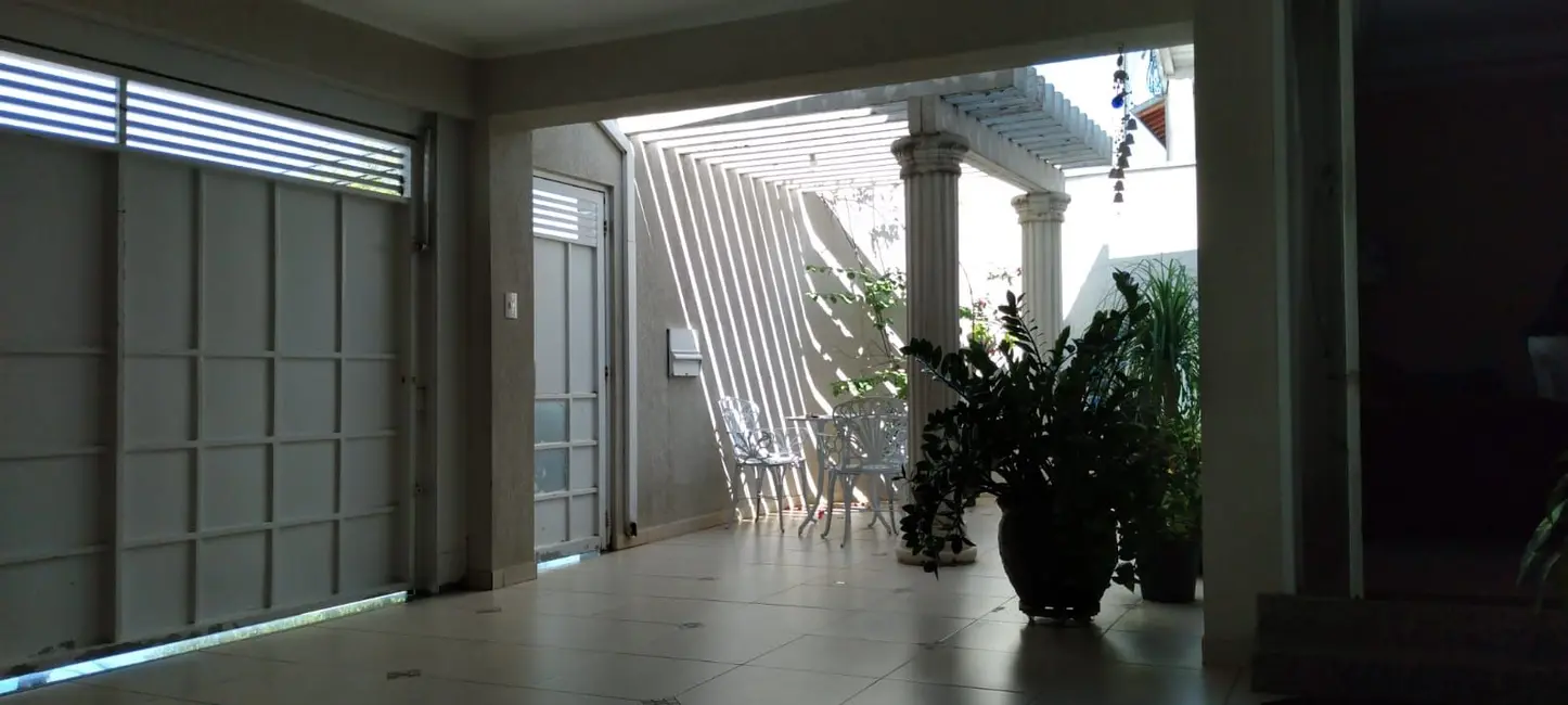 Foto 1 de Casa com 3 quartos à venda, 170m2 em Piracicaba - SP