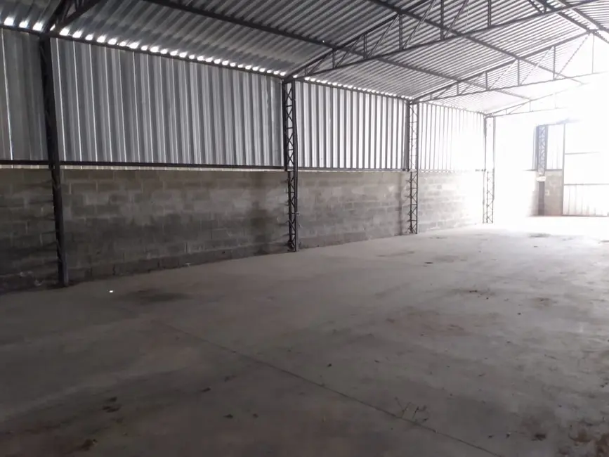 Loja para alugar, 250m2 em Sao Pedro - SP - imagem 9 Foto 9 de Loja para alugar, 250m2 em Sao Pedro - SP