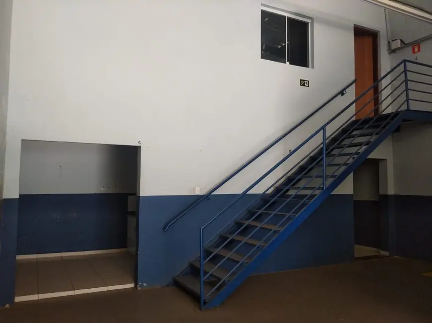 Foto 4 de Loja para alugar, 180m2 em Piracicaba - SP