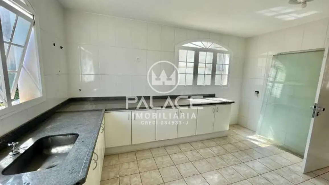 Casa Comercial para alugar, 319m2 em Piracicaba - SP - imagem 9 Foto 9 de Casa Comercial para alugar, 319m2 em Piracicaba - SP