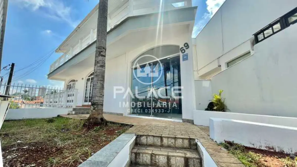 Casa Comercial para alugar, 319m2 em Piracicaba - SP - imagem 1 Foto 1 de Casa Comercial para alugar, 319m2 em Piracicaba - SP