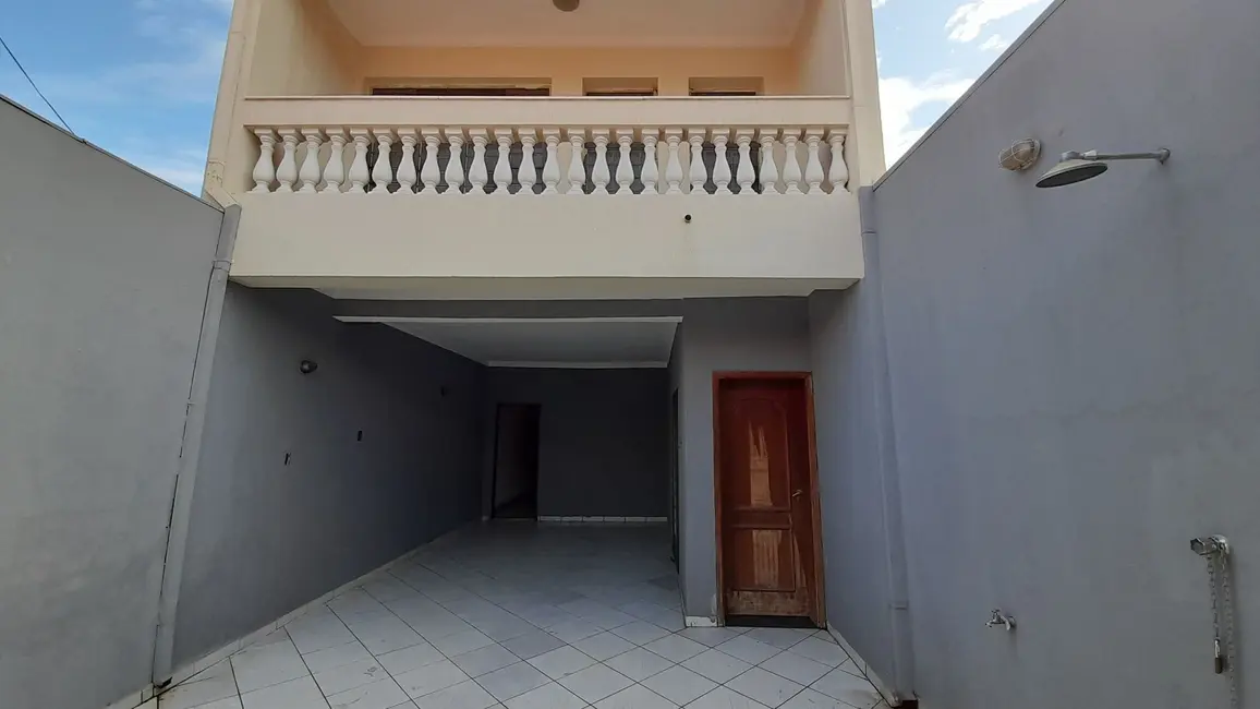 Foto 1 de Casa com 3 quartos à venda, 225m2 em Piracicaba - SP