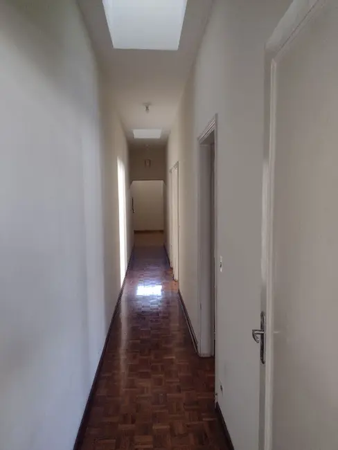 Casa Comercial com 3 quartos à venda, 232m2 em Piracicaba - SP - imagem 4 Foto 4 de Casa Comercial com 3 quartos à venda, 232m2 em Piracicaba - SP