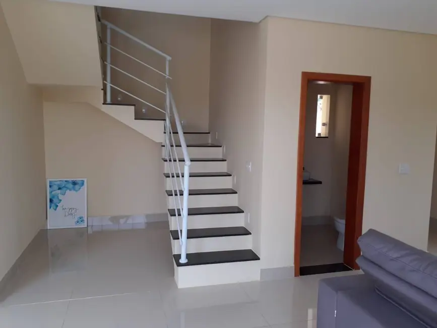 Foto 2 de Casa de Condomínio com 3 quartos à venda, 270m2 em Aguas De Sao Pedro - SP