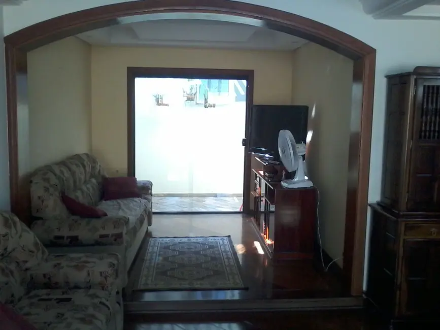 Casa com 3 quartos à venda, 230m2 em Piracicaba - SP - imagem 5 Foto 5 de Casa com 3 quartos à venda, 230m2 em Piracicaba - SP