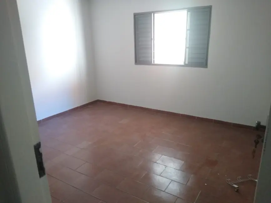 Casa com 2 quartos à venda, 145m2 em Piracicaba - SP - imagem 9 Foto 9 de Casa com 2 quartos à venda, 145m2 em Piracicaba - SP