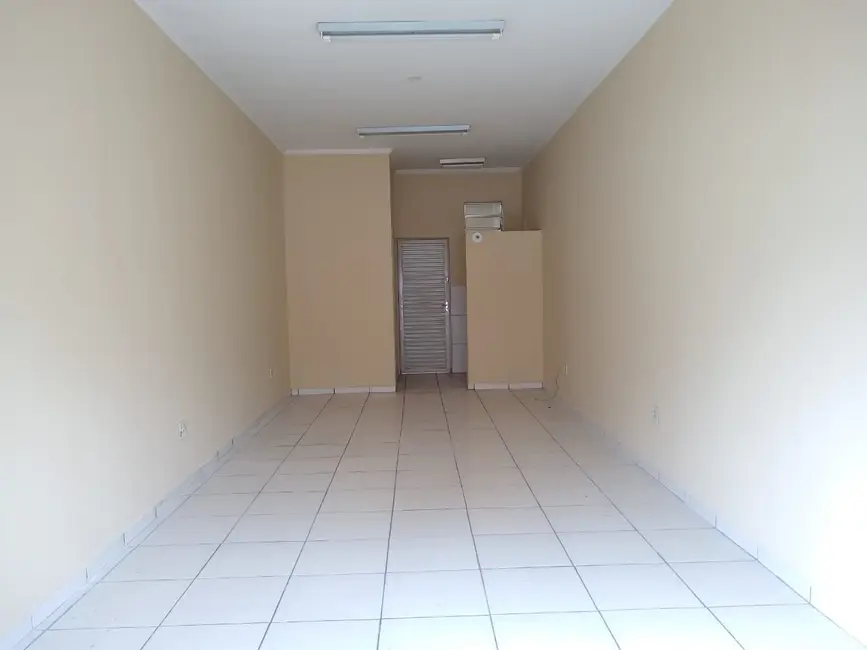 Foto 2 de Loja para alugar, 36m2 em Piracicaba - SP