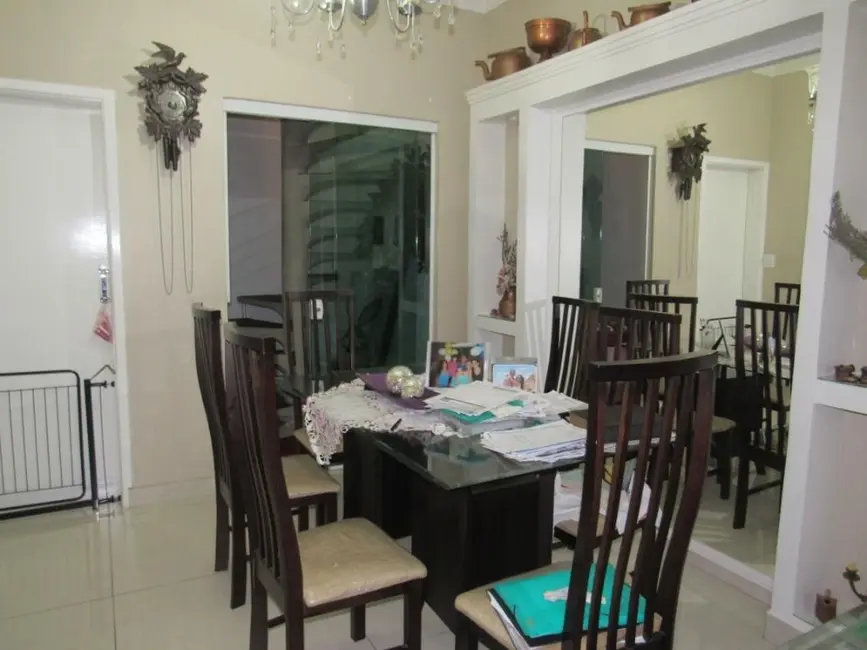 Casa com 5 quartos à venda, 280m2 em Piracicaba - SP - imagem 7 Foto 7 de Casa com 5 quartos à venda, 280m2 em Piracicaba - SP