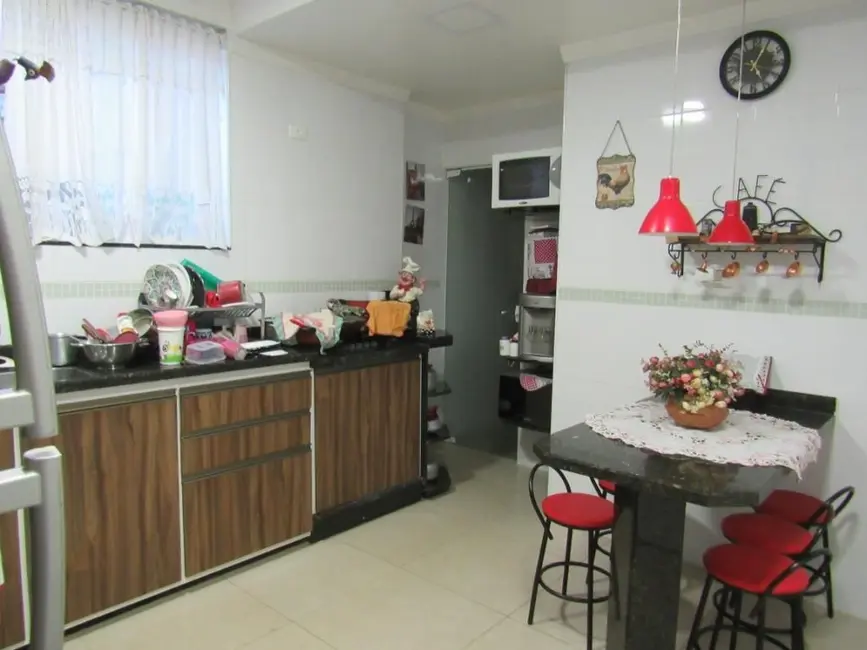 Casa com 5 quartos à venda, 280m2 em Piracicaba - SP - imagem 8 Foto 8 de Casa com 5 quartos à venda, 280m2 em Piracicaba - SP