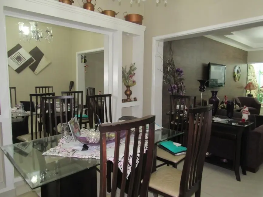 Casa com 5 quartos à venda, 280m2 em Piracicaba - SP - imagem 6 Foto 6 de Casa com 5 quartos à venda, 280m2 em Piracicaba - SP