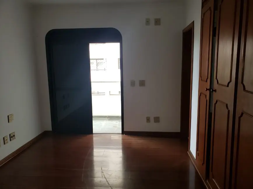 Foto 6 de Apartamento com 4 quartos à venda, 282m2 em Piracicaba - SP