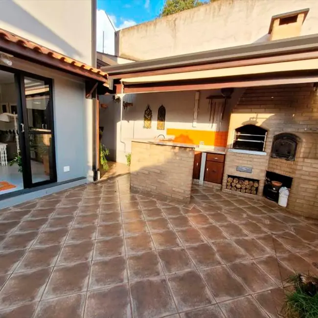 Casa com 4 quartos à venda, 238m2 em Piracicaba - SP - imagem 4 Foto 4 de Casa com 4 quartos à venda, 238m2 em Piracicaba - SP