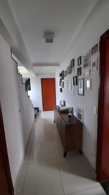 Casa com 4 quartos à venda, 326m2 em Piracicaba - SP - imagem 8 Foto 8 de Casa com 4 quartos à venda, 326m2 em Piracicaba - SP