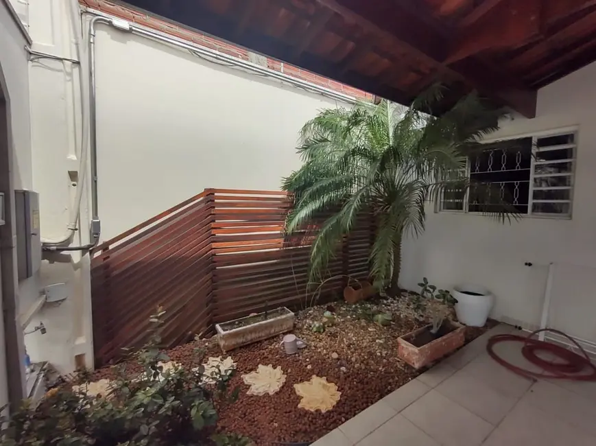 Casa com 3 quartos à venda, 117m2 em Piracicaba - SP - imagem 2 Foto 2 de Casa com 3 quartos à venda, 117m2 em Piracicaba - SP
