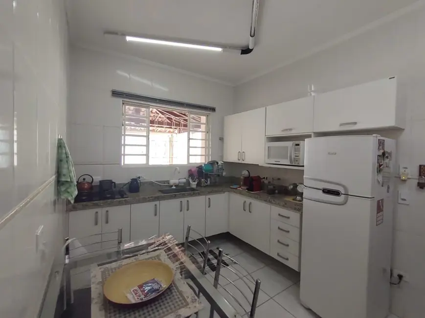 Casa com 3 quartos à venda, 117m2 em Piracicaba - SP - imagem 5 Foto 5 de Casa com 3 quartos à venda, 117m2 em Piracicaba - SP