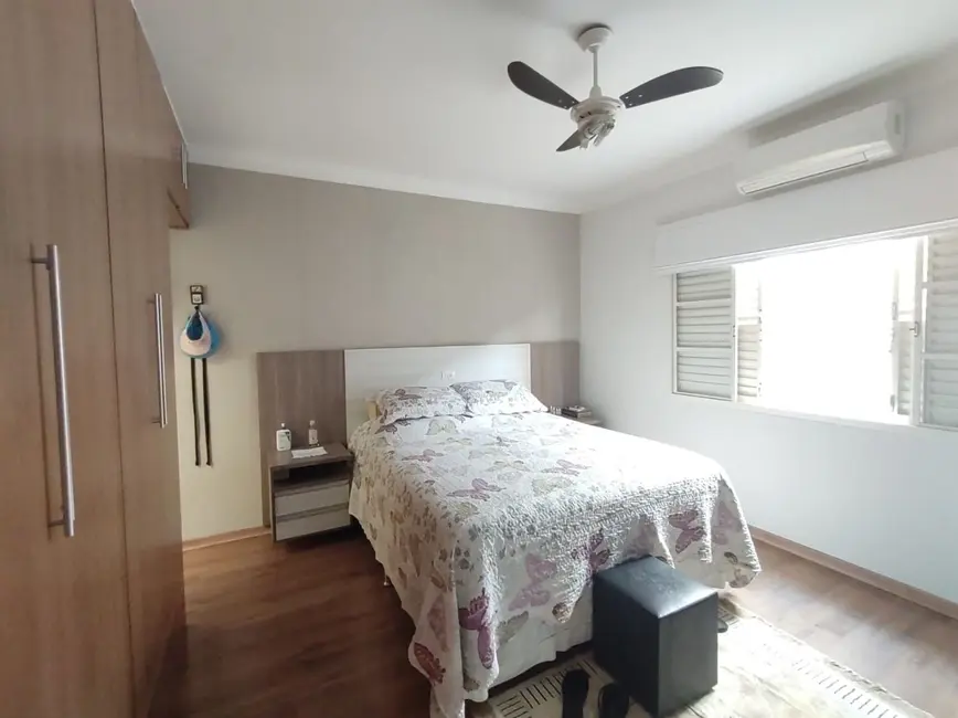 Casa com 3 quartos à venda, 163m2 em Piracicaba - SP - imagem 4 Foto 4 de Casa com 3 quartos à venda, 163m2 em Piracicaba - SP