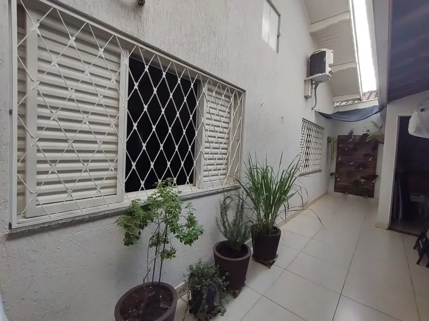 Foto 2 de Casa com 3 quartos à venda, 163m2 em Piracicaba - SP