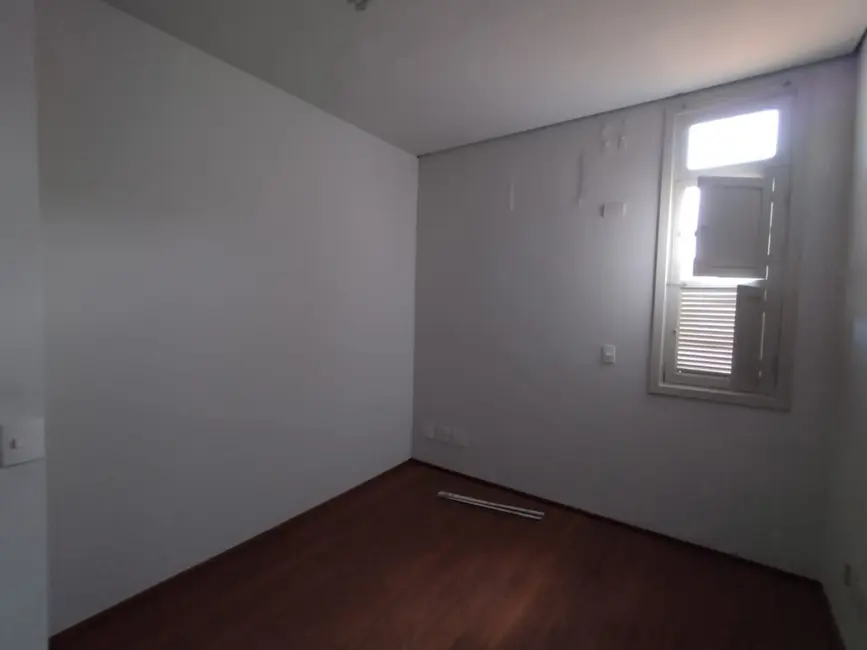 Foto 3 de Casa Comercial para alugar, 244m2 em Piracicaba - SP