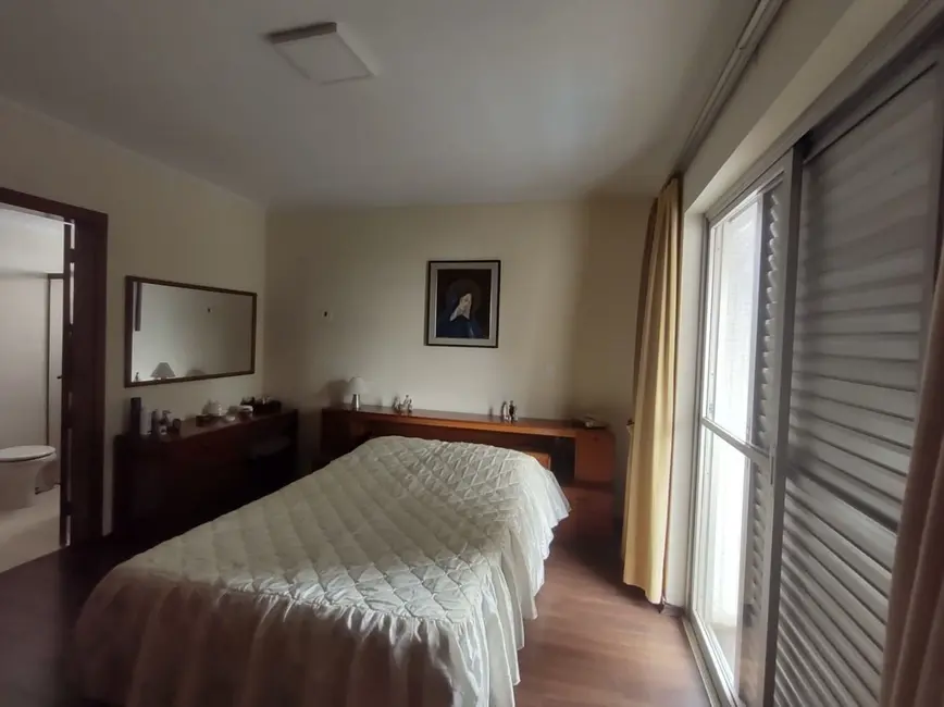 Apartamento com 4 quartos à venda, 190m2 em Piracicaba - SP - imagem 8 Foto 8 de Apartamento com 4 quartos à venda, 190m2 em Piracicaba - SP