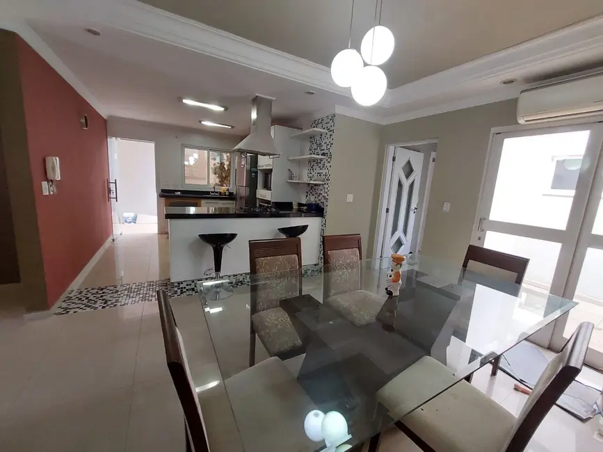 Casa com 4 quartos à venda, 230m2 em Piracicaba - SP - imagem 7 Foto 7 de Casa com 4 quartos à venda, 230m2 em Piracicaba - SP