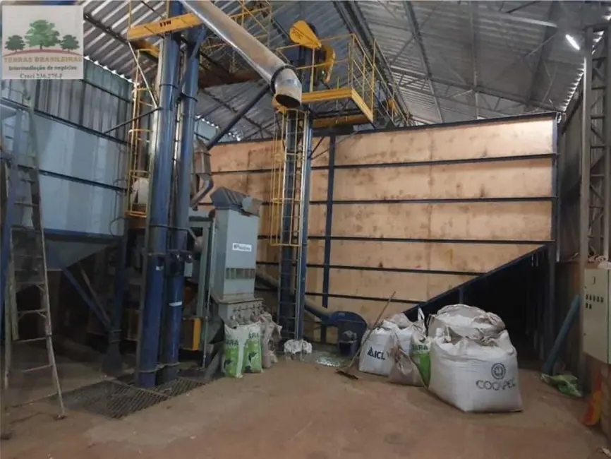 Foto 4 de Fazenda / Haras com 10 quartos à venda, 2000m2 em Perdizes - MG